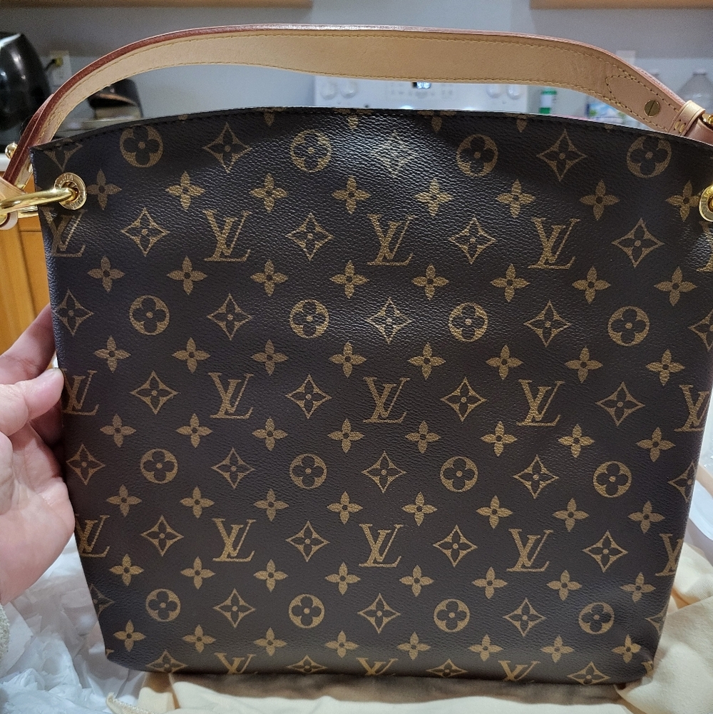 Louis Vuitton Graceful PM Brand New without Tags - Picture 7 of 16